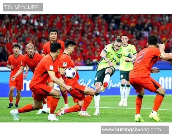 国足客场挑战伊朗世预赛全力争胜展现团队精神