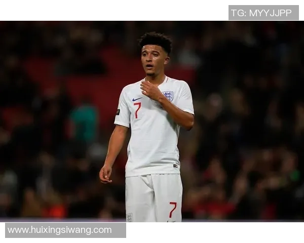 桑乔的崛起与挑战：从天才少年到足球场上的闪耀明星之路