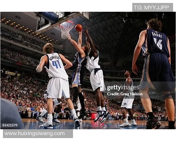 2013年小牛队与公牛队激战回顾：经典对决与精彩瞬间的深度分析